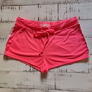 No Boundries Short Shorts Coral Medium NWOT